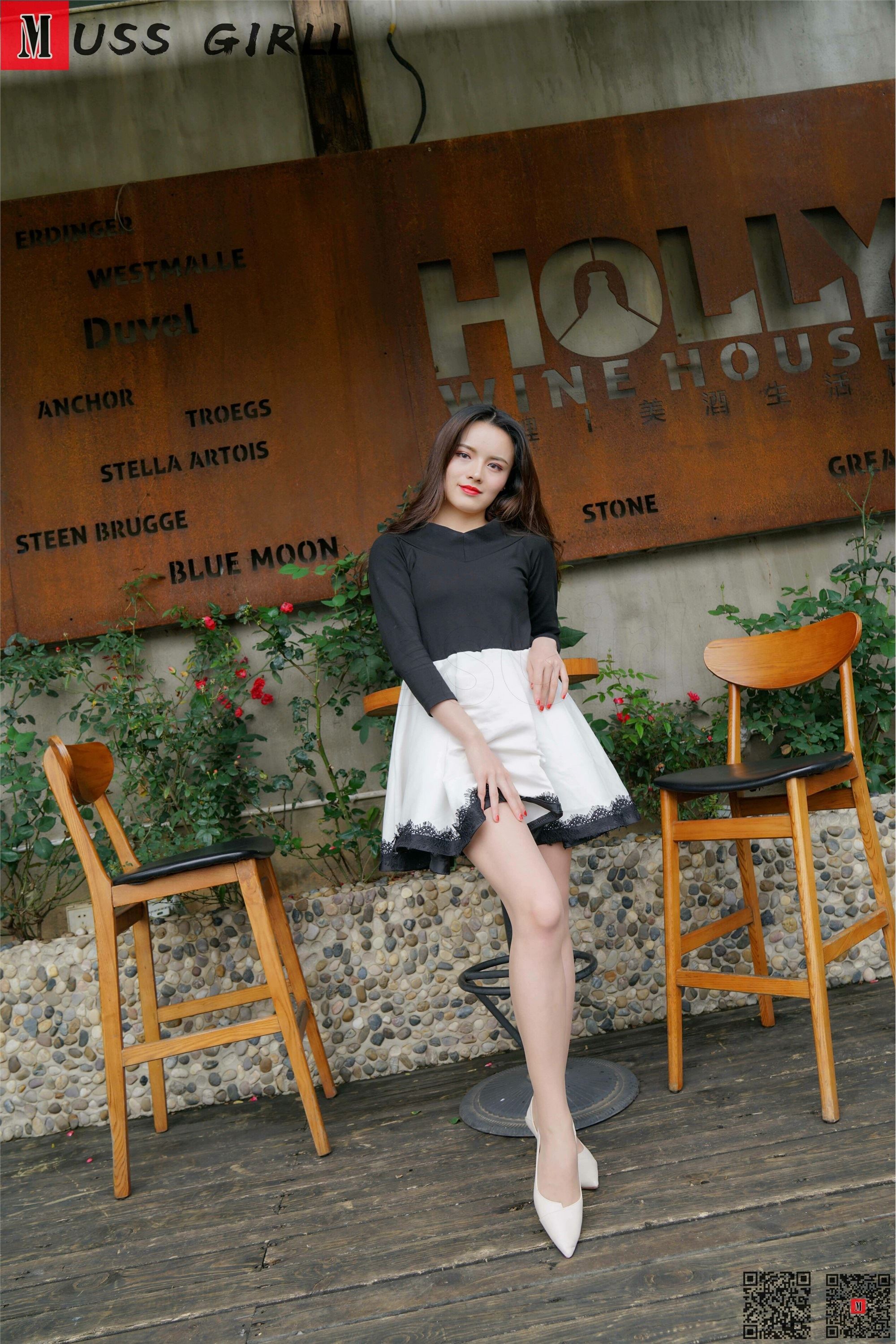 MussGirl慕丝女郎  NO.164 户外肉丝高跟